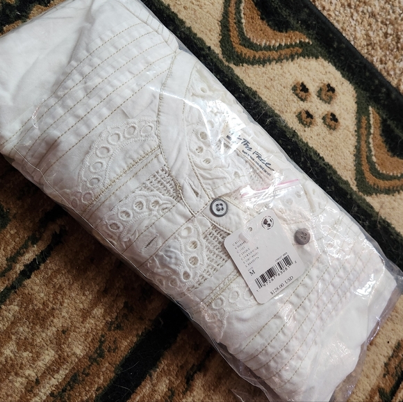 Free people ruffle Eyelet shirt - Picture 7 of 10